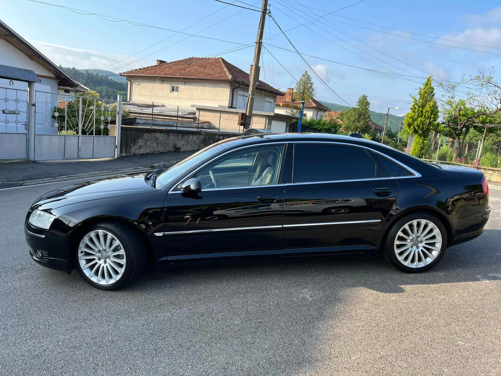 Audi A8 4.2 - изображение 4