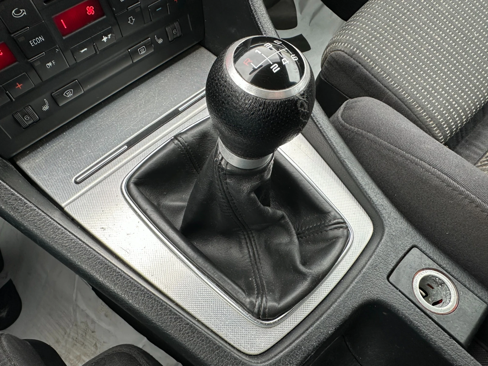 Audi A4 2.7d 180 �.�. | Mobile.bg � ����������� 11