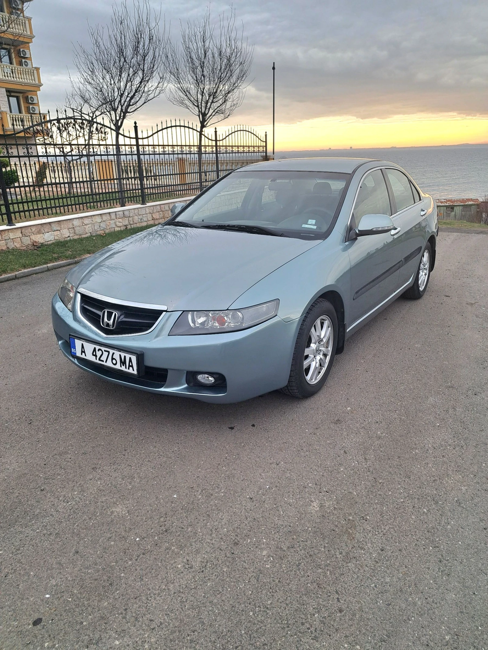 Honda Accord 2.0 Автоматик  - изображение 3