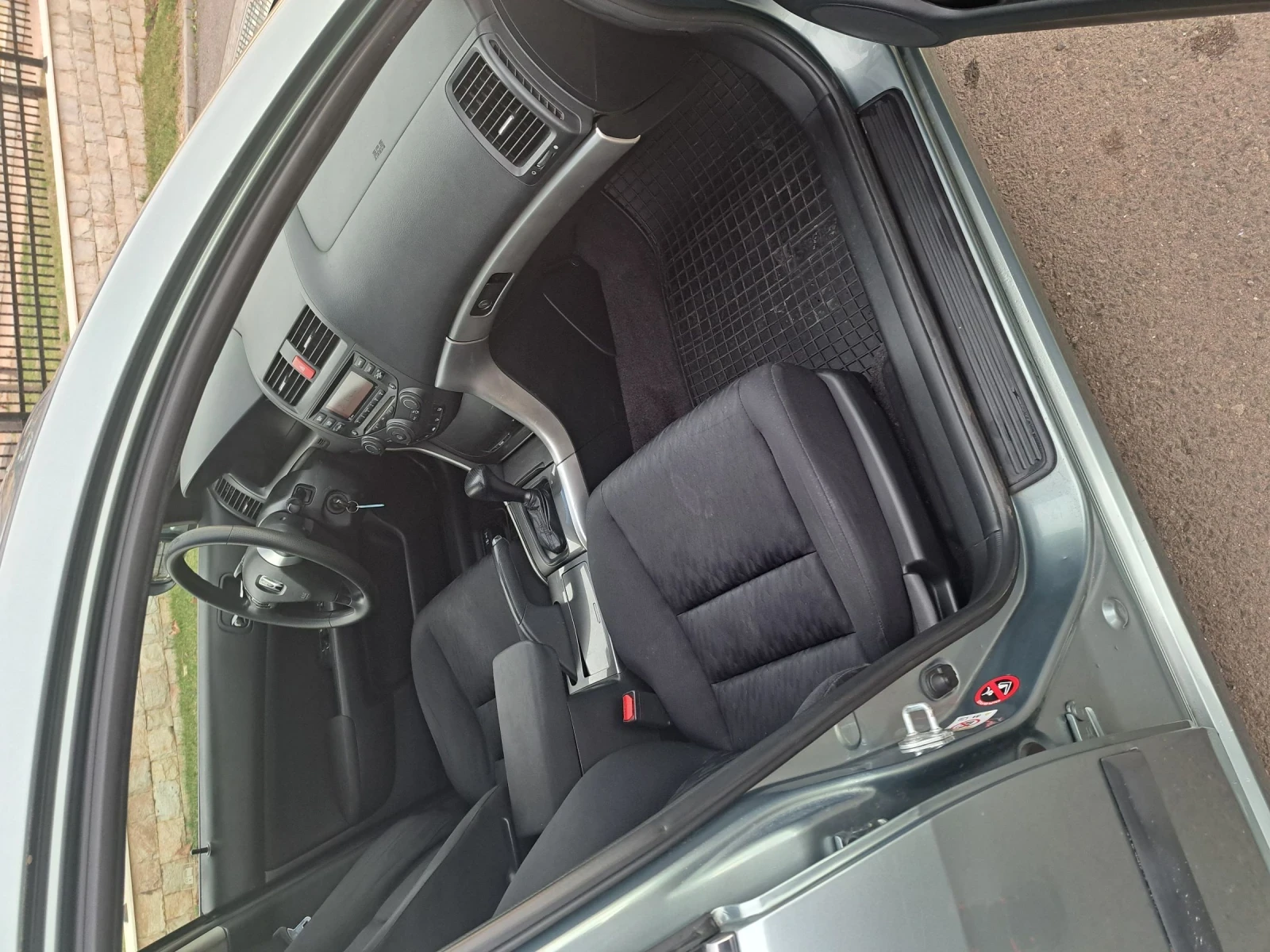 Honda Accord 2.0 Автоматик  - изображение 10