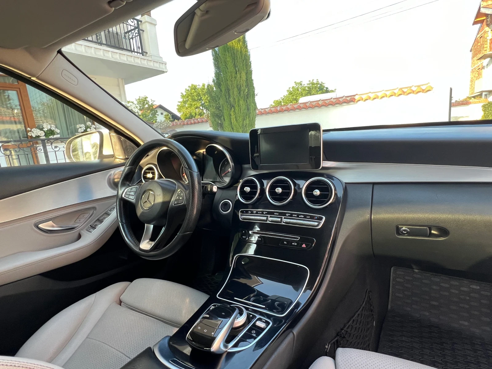 Mercedes-Benz C 200  - изображение 6