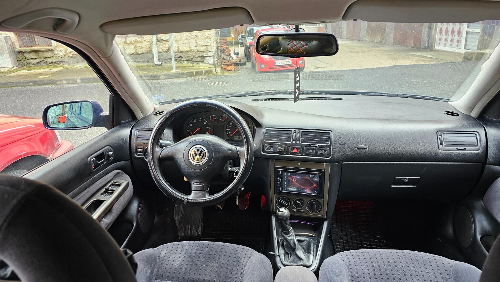 VW Bora 1.6 101hp | Mobile.bg � ����������� 8