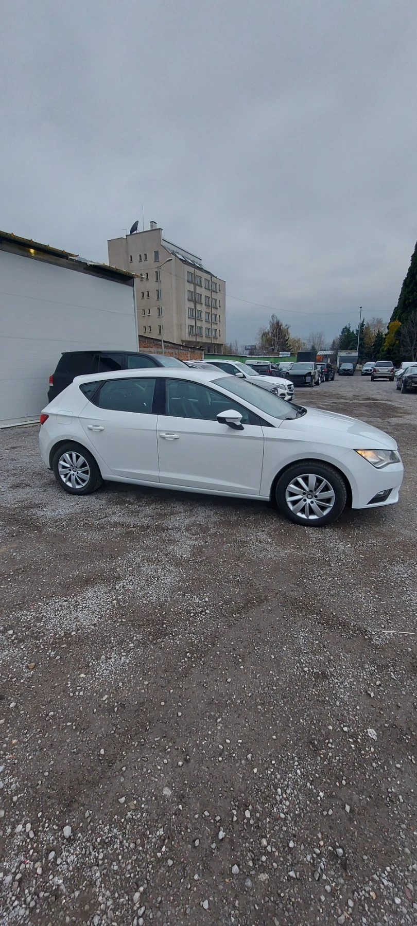 Seat Leon, снимка 2 - Автомобили и джипове - 53518455