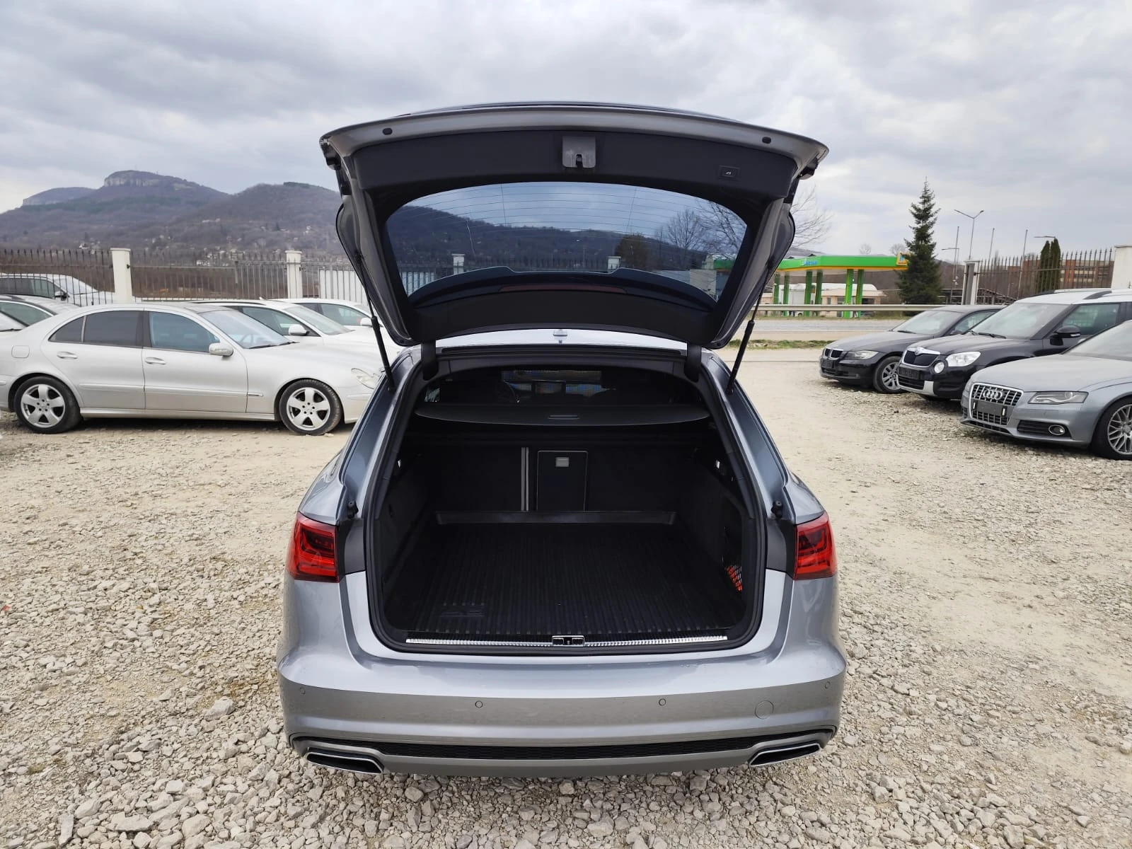 Audi A6  S-line Quattro, снимка 7 - Автомобили и джипове - 53905354