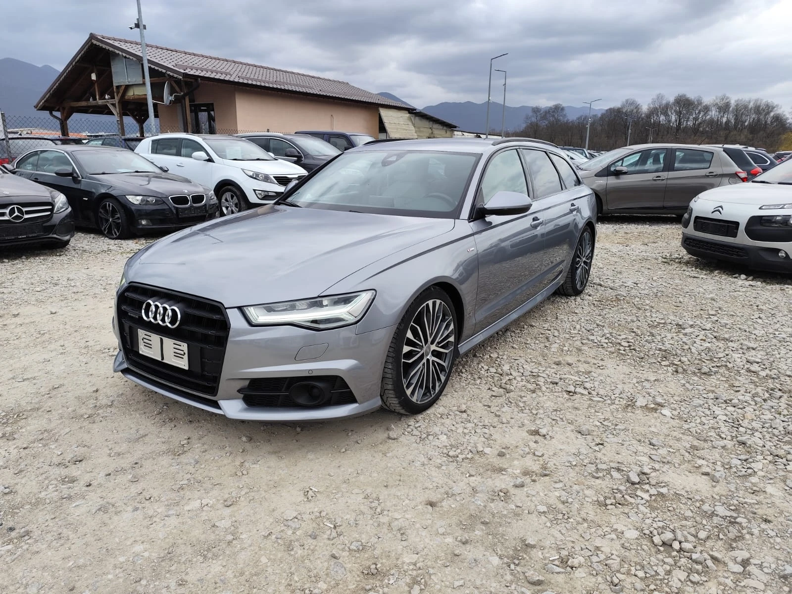 Audi A6  S-line Quattro