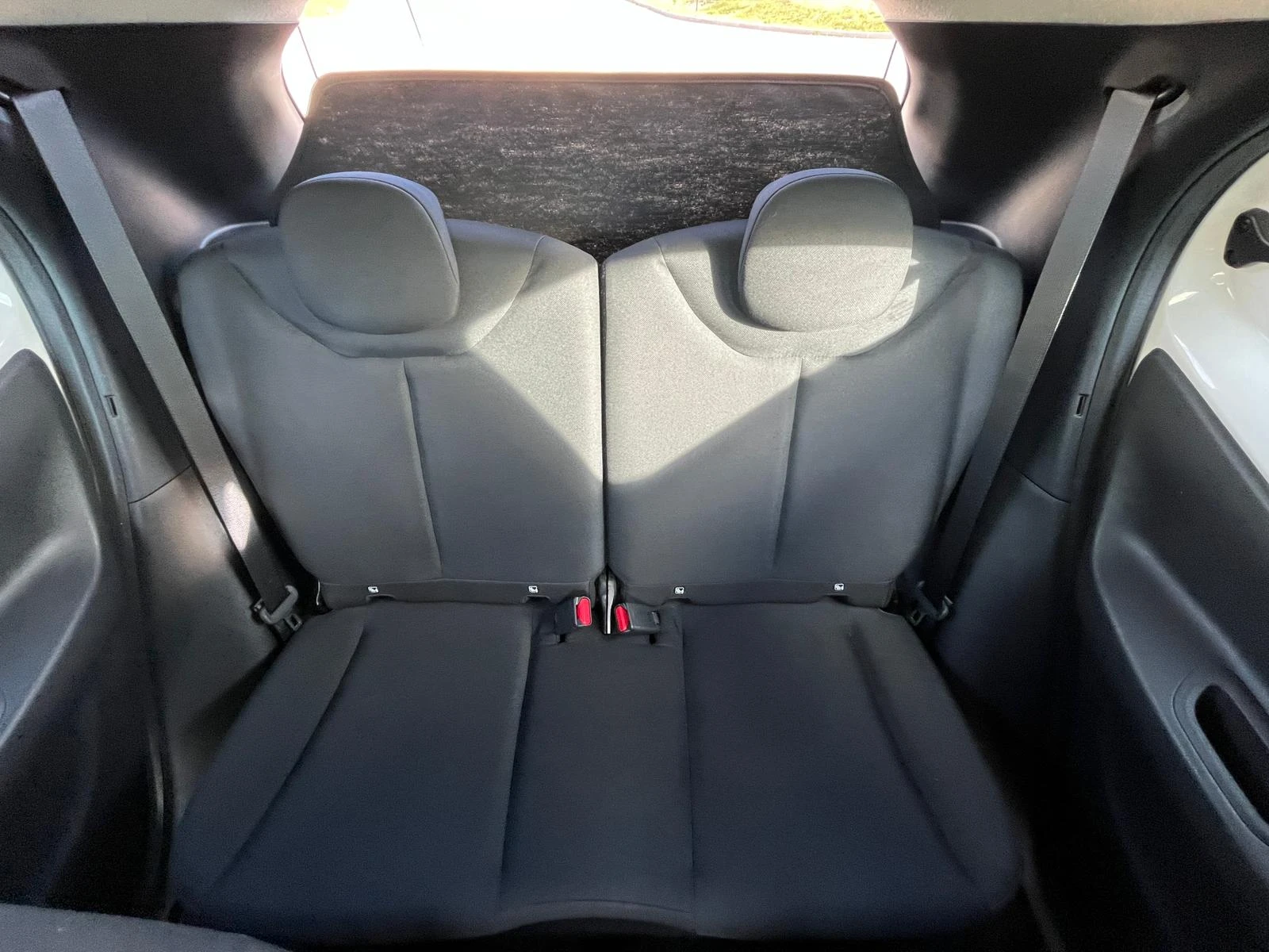 Toyota Aygo  X Finition Dynamic 1.0 VVTi 72CV GPS + APPLE CARP, снимка 11 - Автомобили и джипове - 54069098