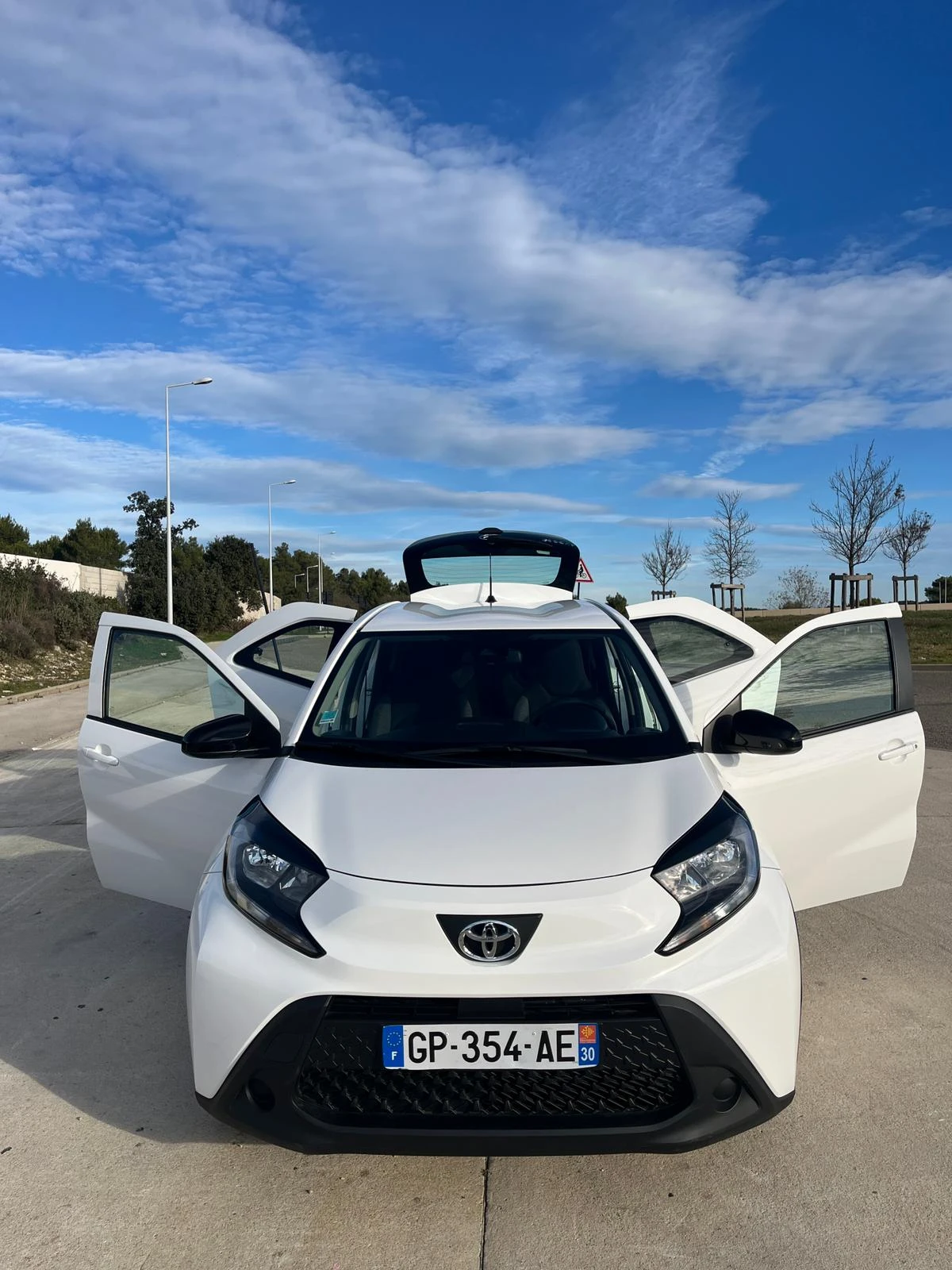 Toyota Aygo  X Finition Dynamic 1.0 VVTi 72CV GPS + APPLE CARP, снимка 2 - Автомобили и джипове - 54069098