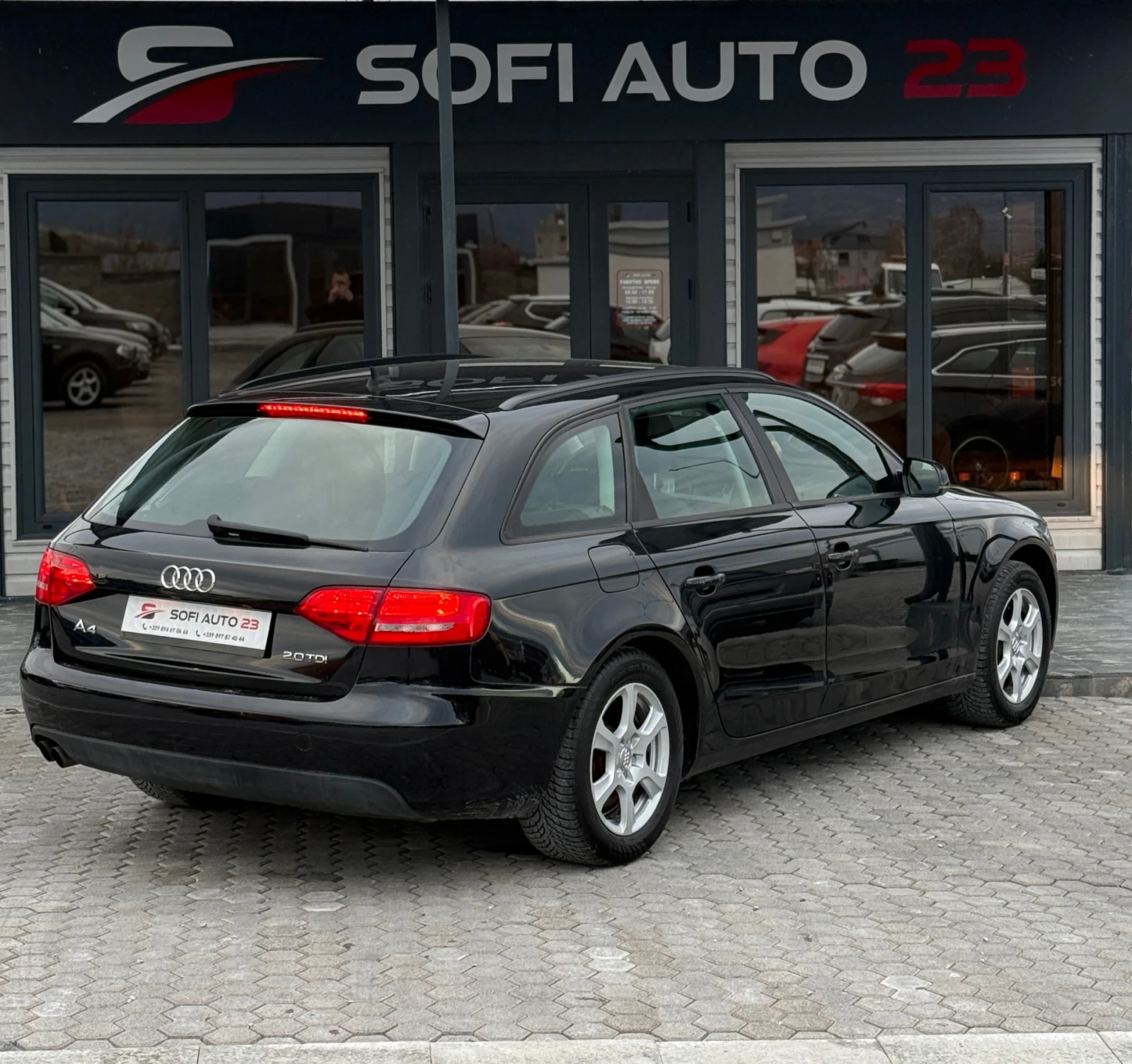 Audi A4 2.0 TDI, снимка 5 - Автомобили и джипове - 54124396