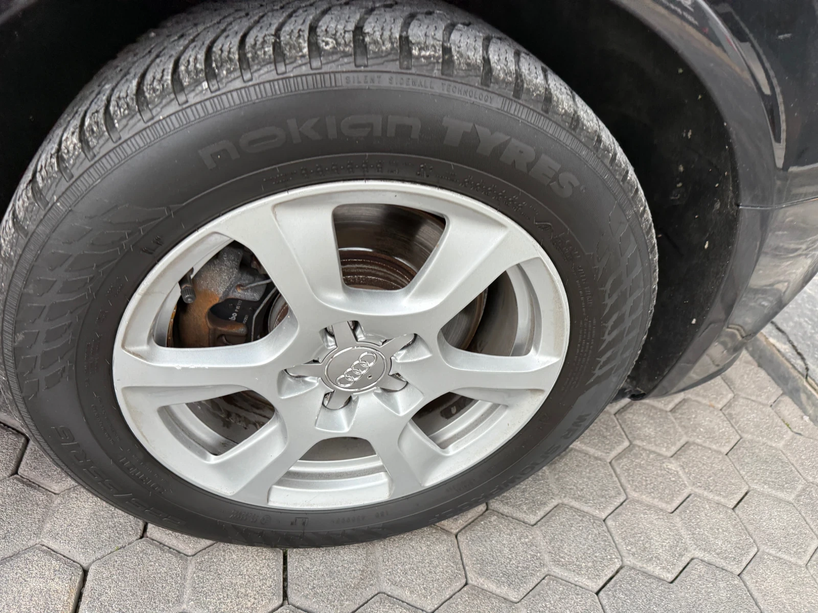 Audi A4 2.0 TDI, снимка 11 - Автомобили и джипове - 54124396