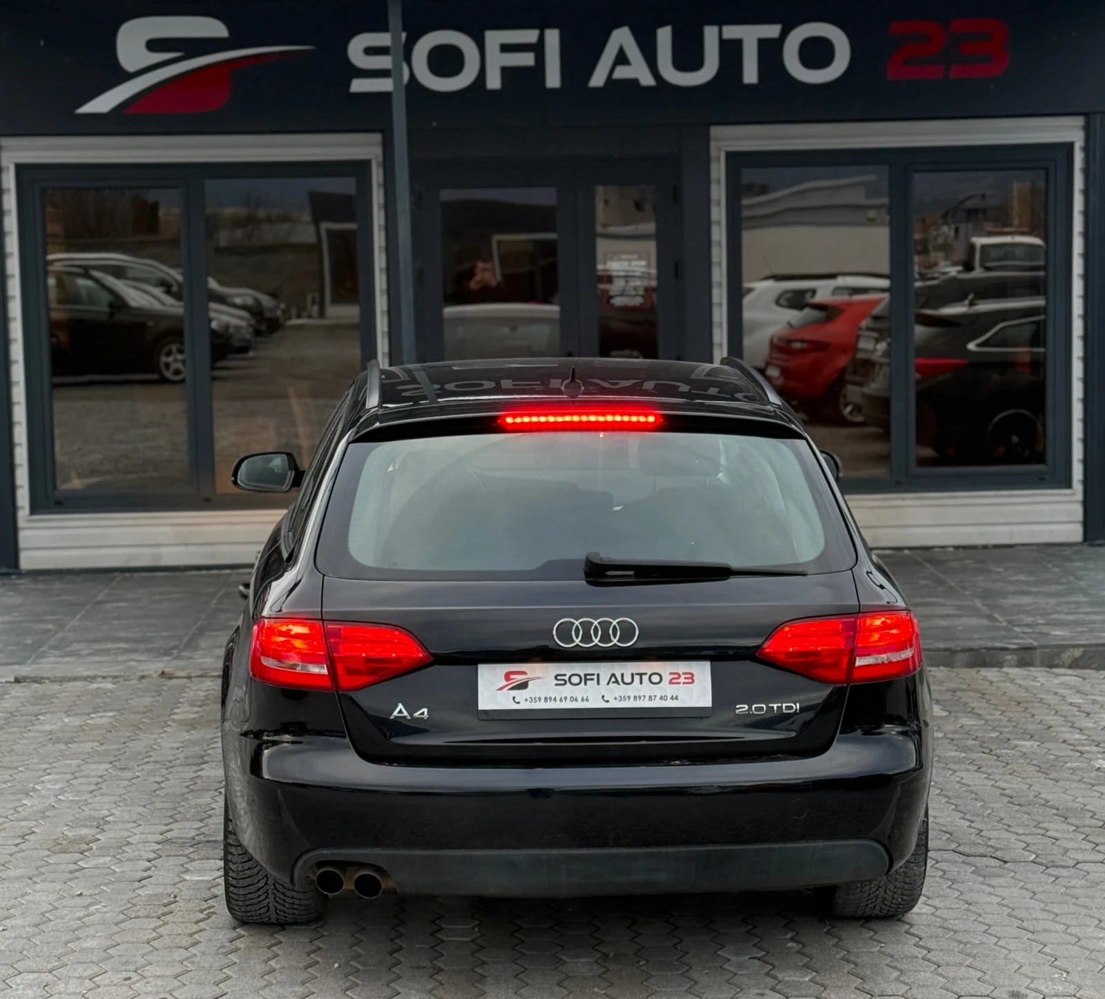 Audi A4 2.0 TDI, снимка 6 - Автомобили и джипове - 54124396