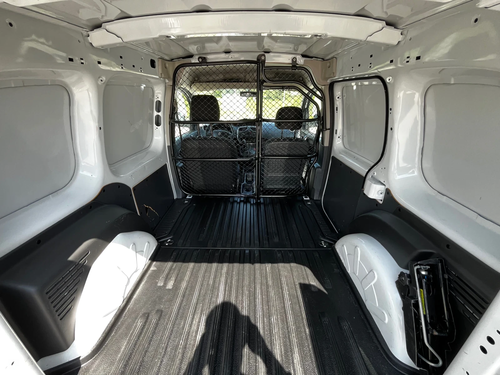 Renault Kangoo 1.5DCI CLIMA като НОВ, снимка 13 - Автомобили и джипове - 54310831