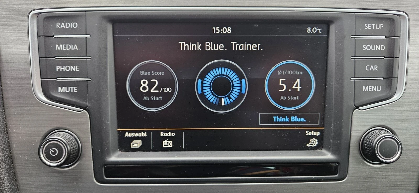 VW Golf 1.6TDI-110к.с. Bluemotion, снимка 8 - Автомобили и джипове - 54379007