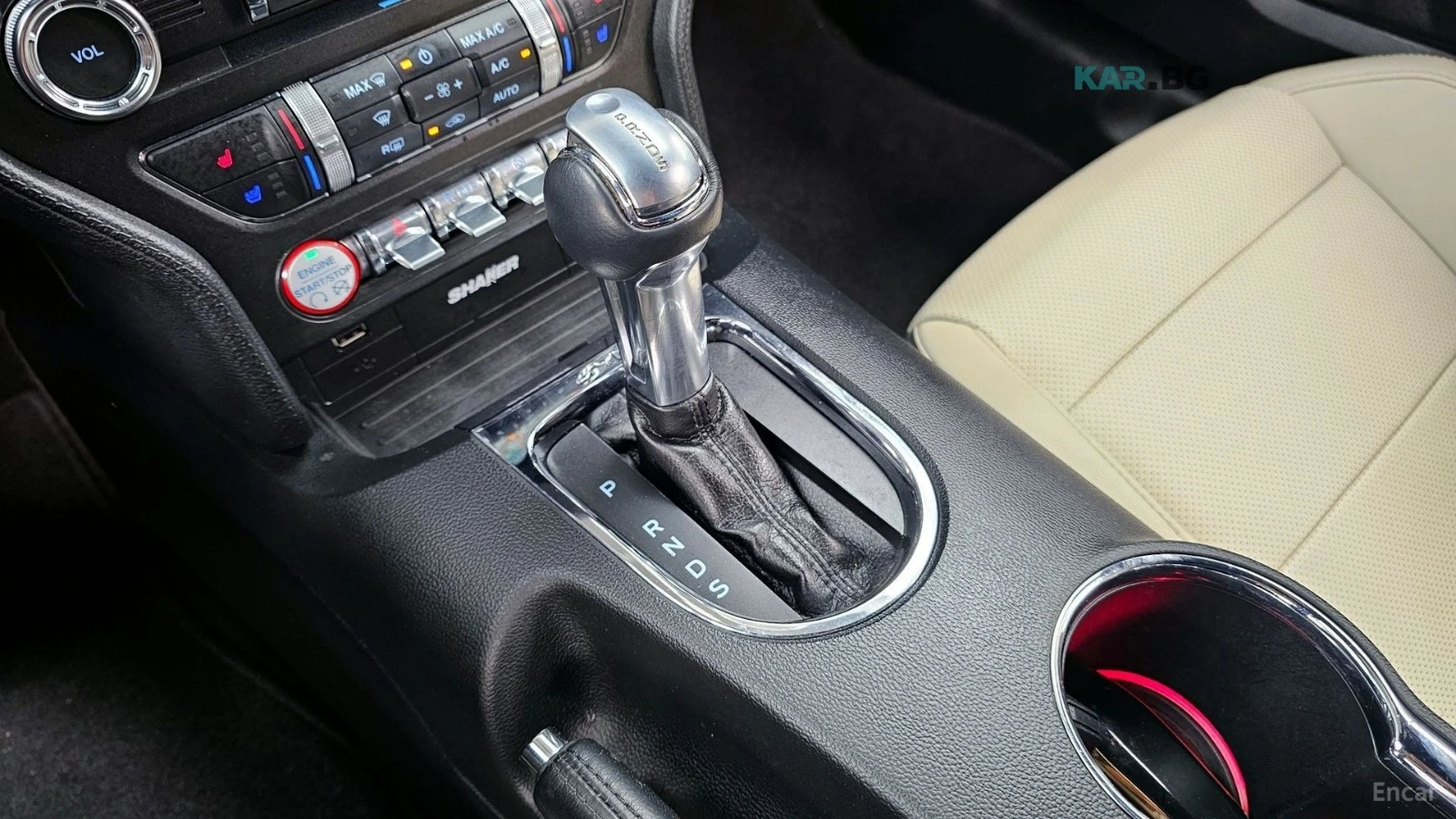 Ford Mustang ECOBOOST / DISTRONIC / ОБДУХ / ПОДГРЕВИ , снимка 9 - Автомобили и джипове - 54595607
