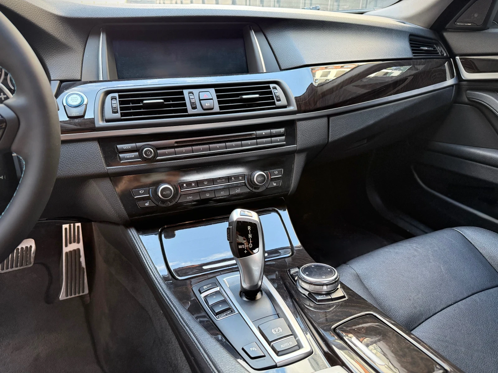 BMW 535 i Facelift Head-up Шибидах RWD, снимка 11 - Автомобили и джипове - 54663371