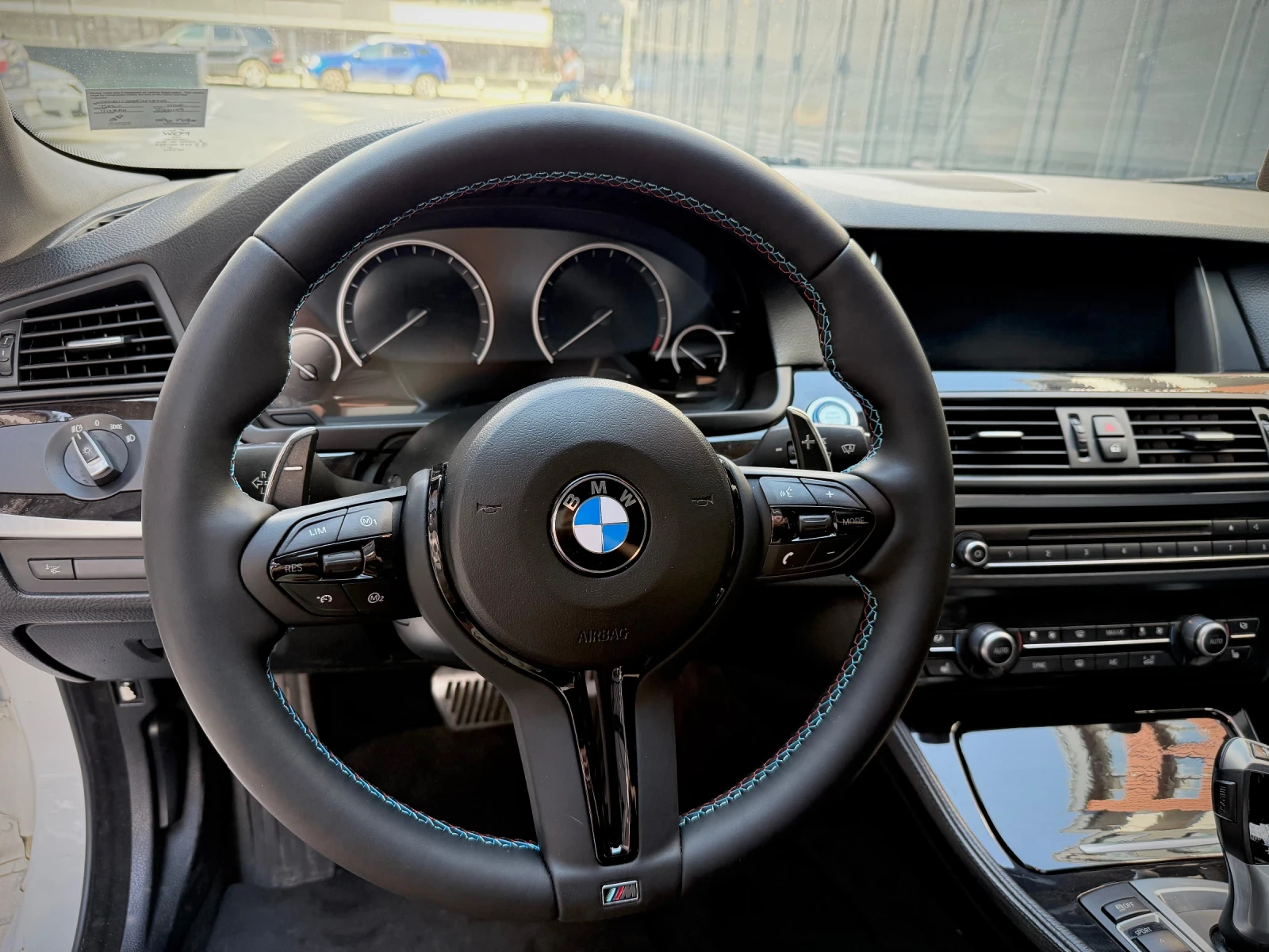 BMW 535 i Facelift Head-up Шибидах RWD, снимка 10 - Автомобили и джипове - 54663371