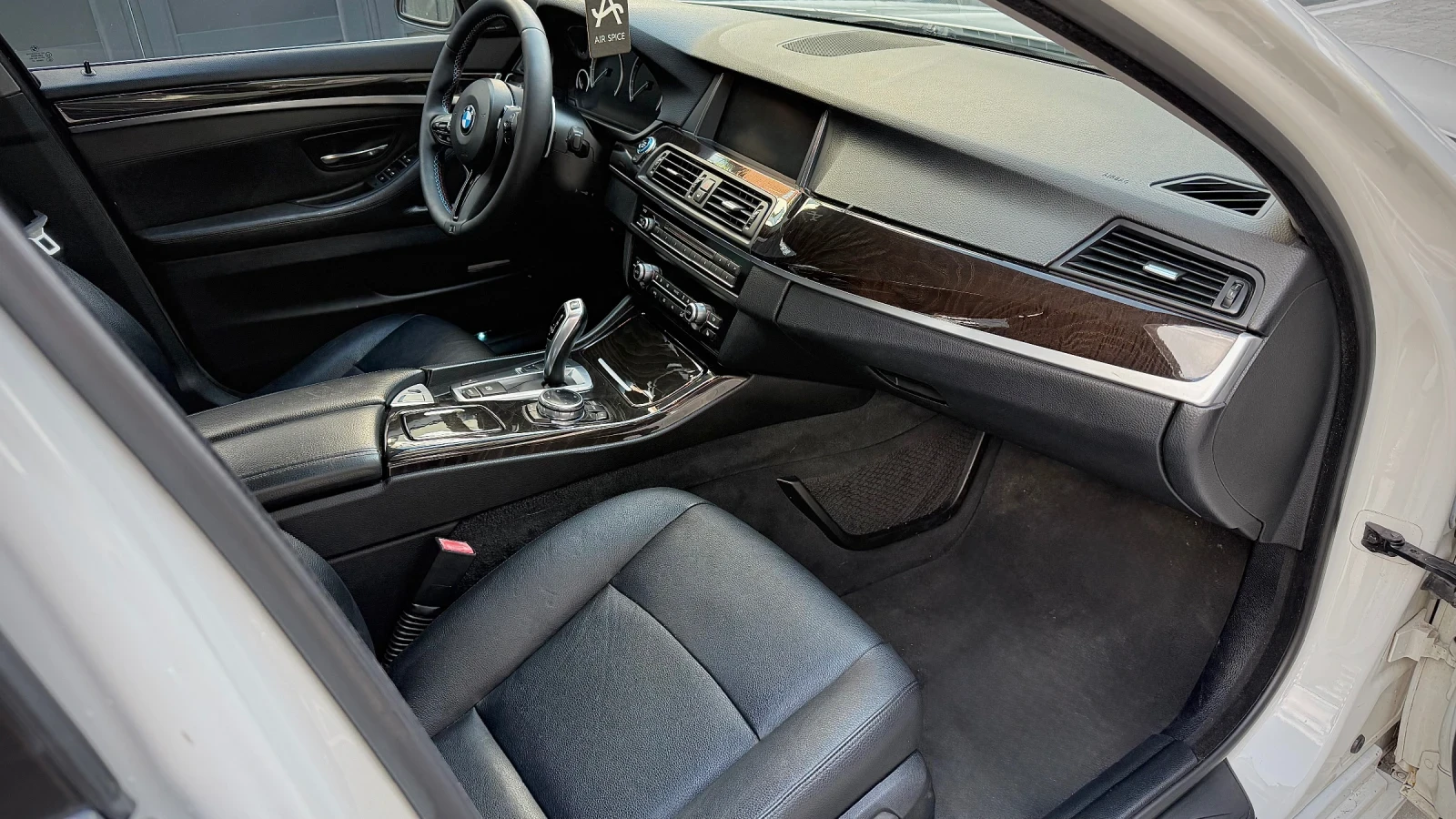 BMW 535 i Facelift Head-up Шибидах RWD, снимка 12 - Автомобили и джипове - 54663371