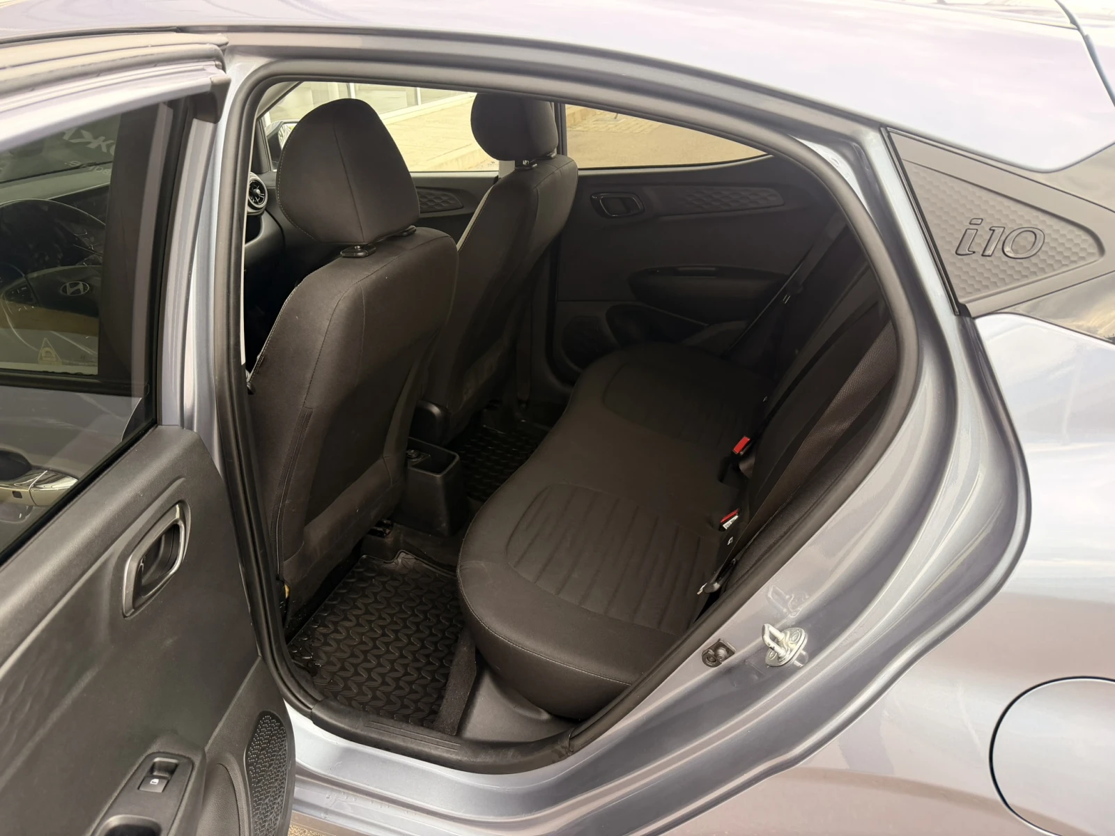 Hyundai I10 Exclusive, снимка 9 - Автомобили и джипове - 54713385