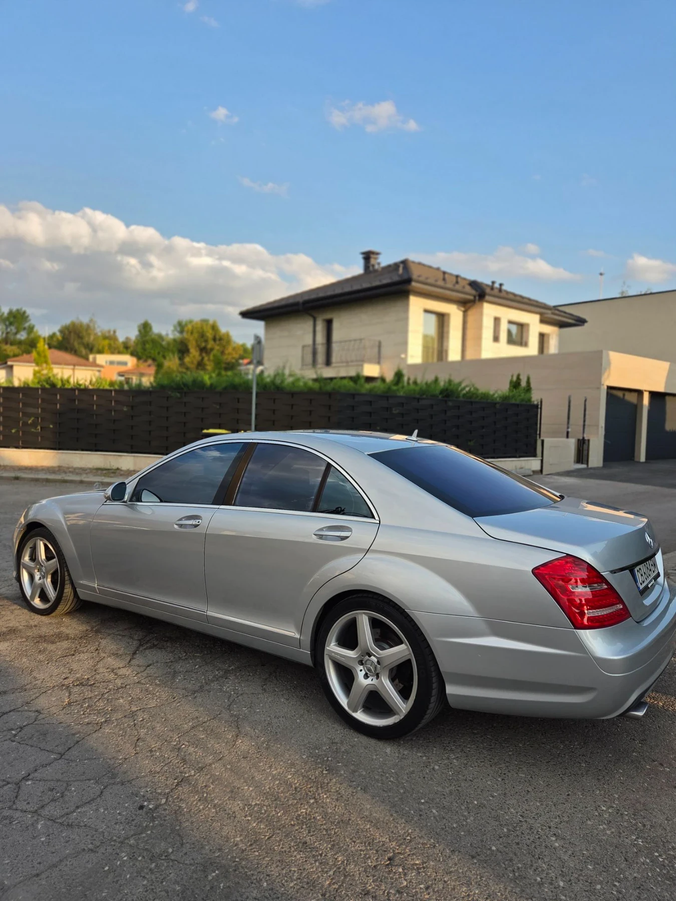 Mercedes-Benz S 550 Amg-distronik, снимка 3 - Автомобили и джипове - 55906532