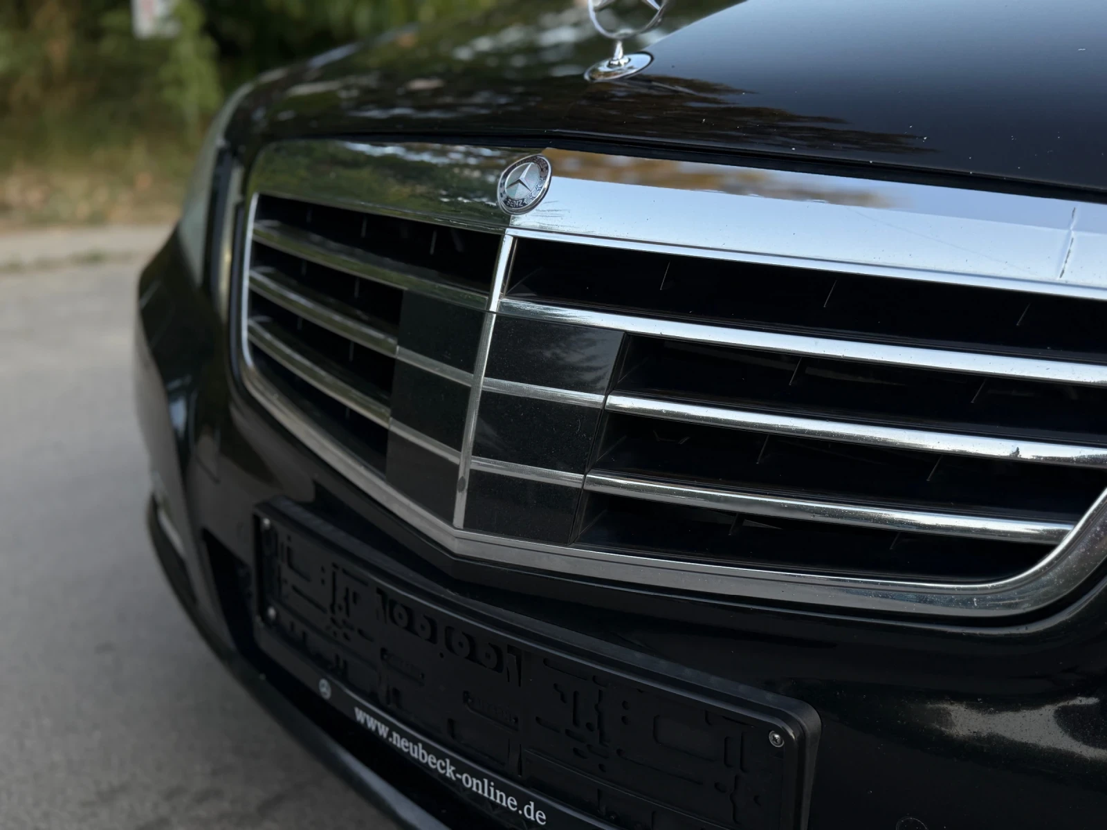 Mercedes-Benz E 350 E300CDI FULL AMG ДИСТРОНИК PARK ASSYST , снимка 17 - Автомобили и джипове - 55546143