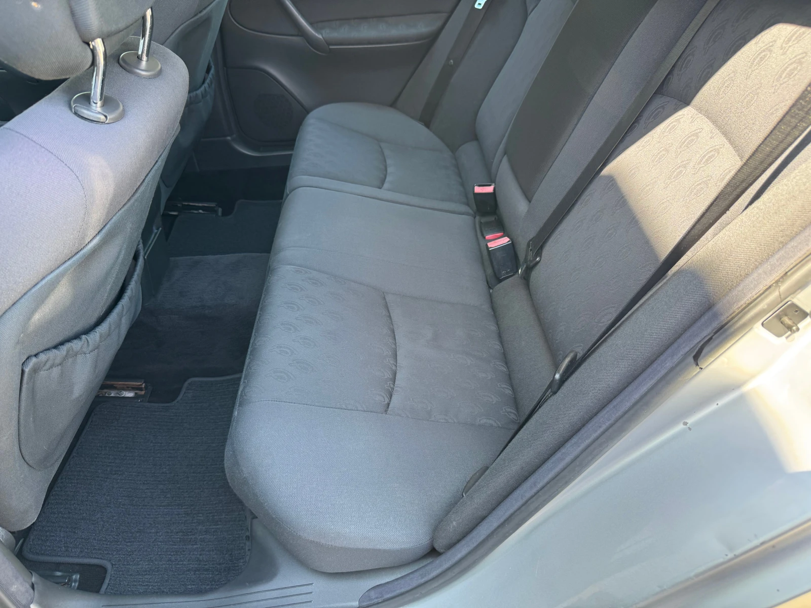 Mercedes-Benz C 220 CDI, снимка 9 - Автомобили и джипове - 56425918