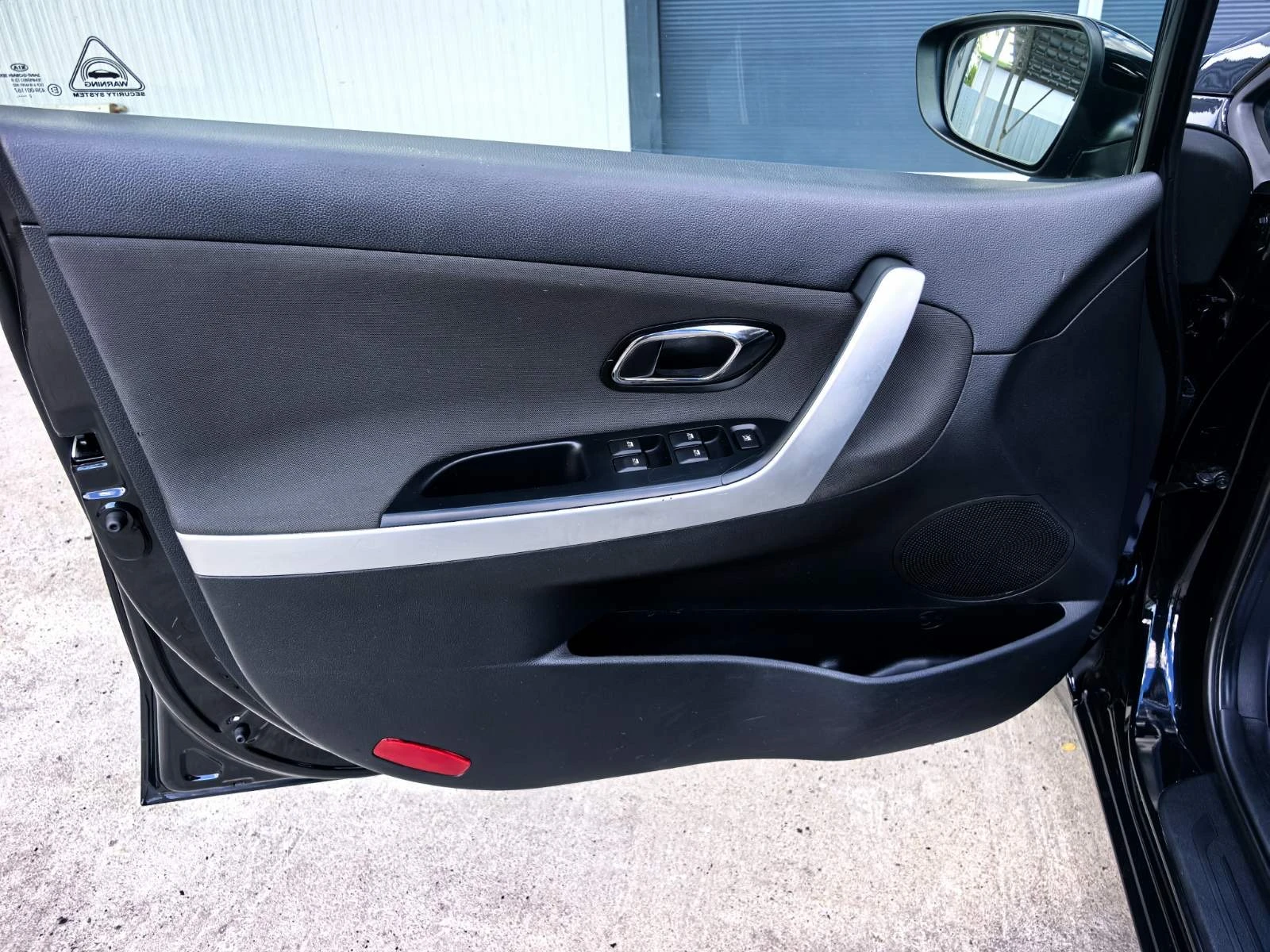 Kia Ceed 1.6CRDI, снимка 16 - Автомобили и джипове - 56214044