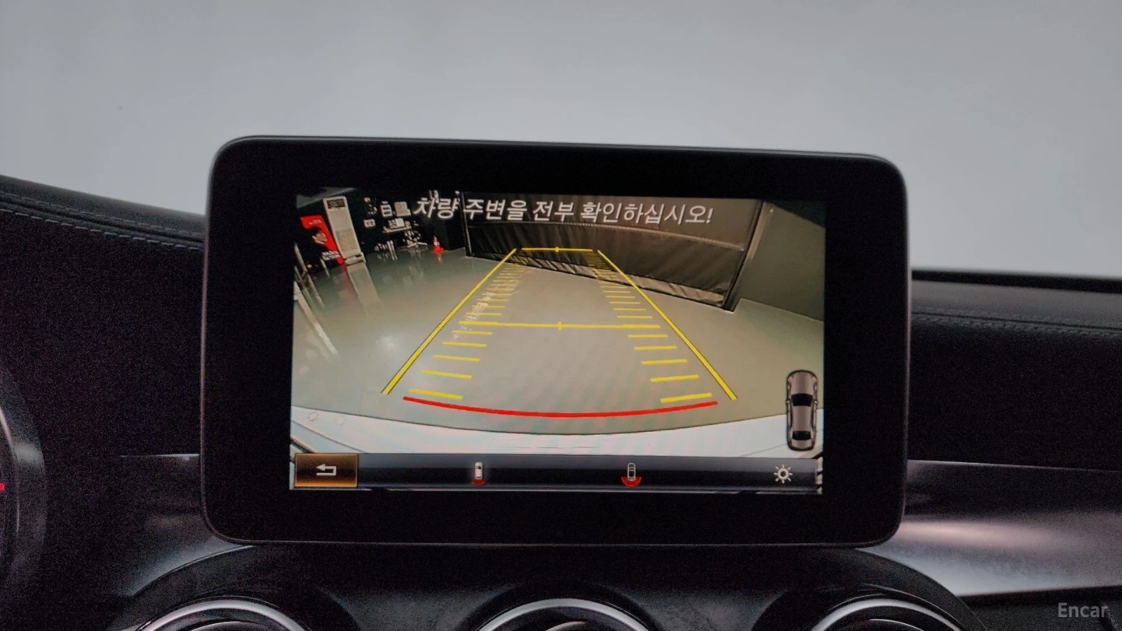 Mercedes-Benz C 250 155 kW| AMG LINE | HUD | 360 | PANORAMA  | Mobile.bg � ����������� 13