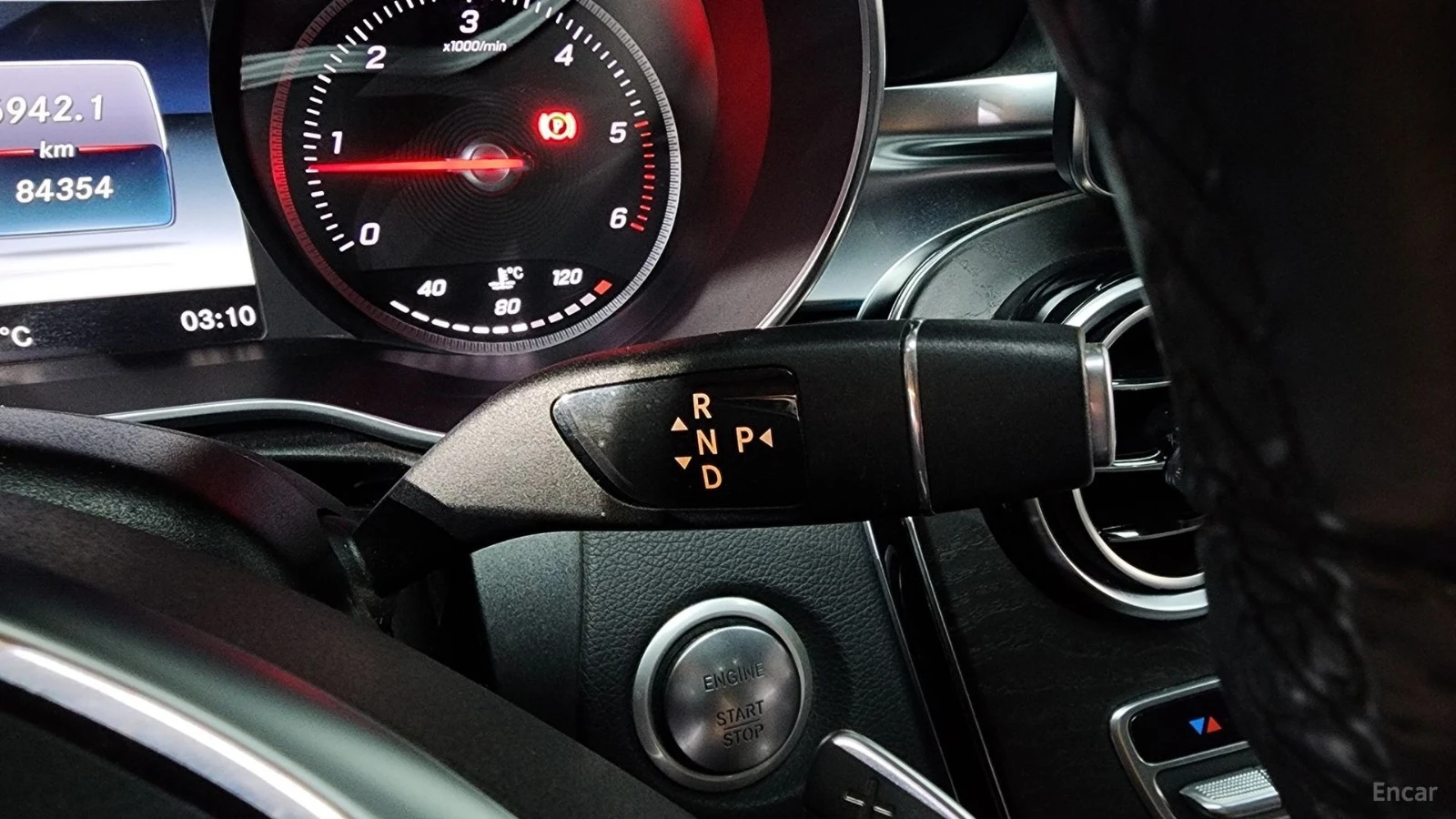 Mercedes-Benz C 250 155 kW| AMG LINE | HUD | 360 | PANORAMA  | Mobile.bg � ����������� 9
