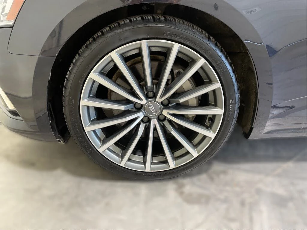 Audi A5 TECHNIK* B&O* DISTRONIC* 360 КАМЕРИ* КРАЙНА ЦЕНА, снимка 8 - Автомобили и джипове - 56295808