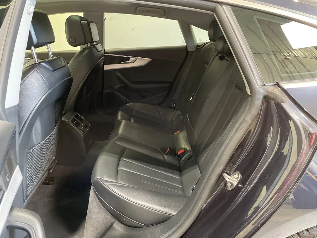 Audi A5 TECHNIK* B&O* DISTRONIC* 360 КАМЕРИ* КРАЙНА ЦЕНА, снимка 16 - Автомобили и джипове - 56295808