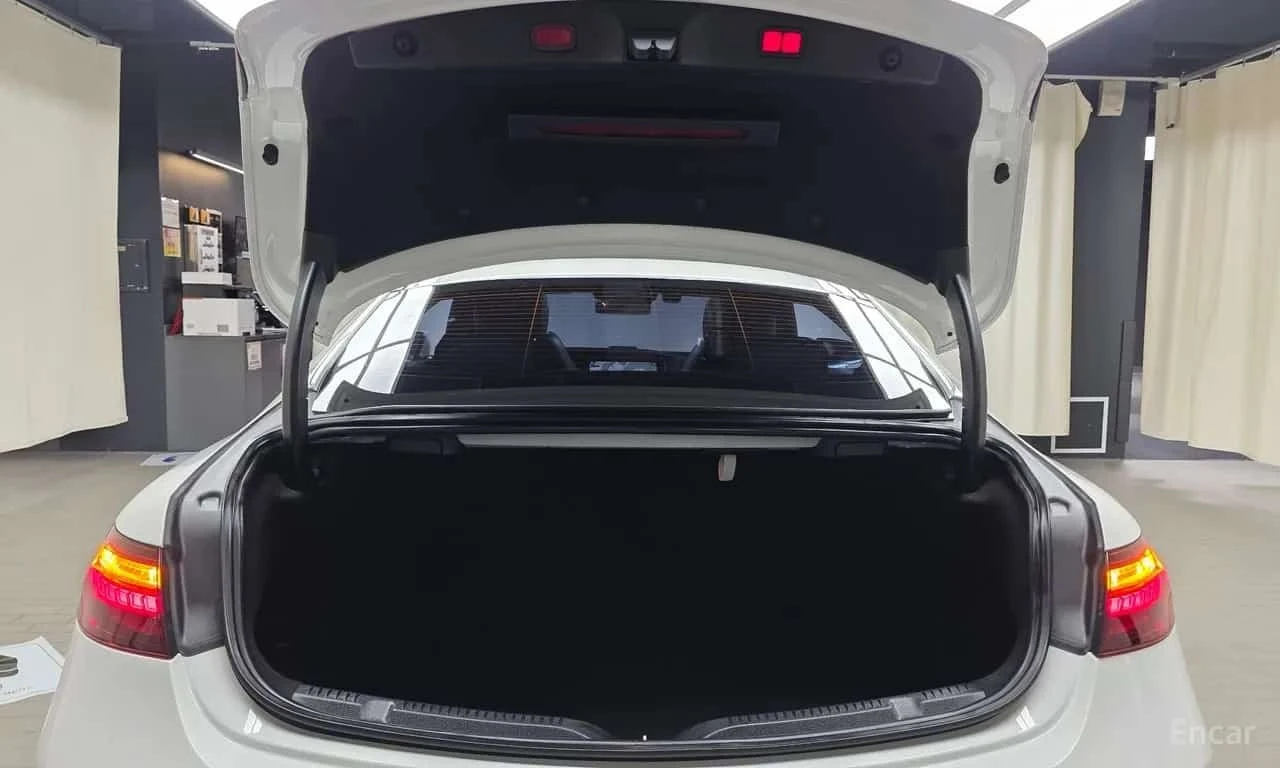 Mercedes-Benz E 53 AMG 4MATIC+ Coupe | ����� �� ����������� | Mobile.bg � ����������� 16