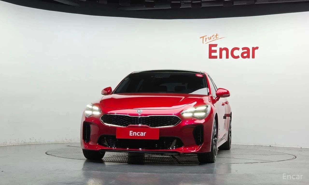 Kia Stinger, снимка 3 - Автомобили и джипове - 56736855