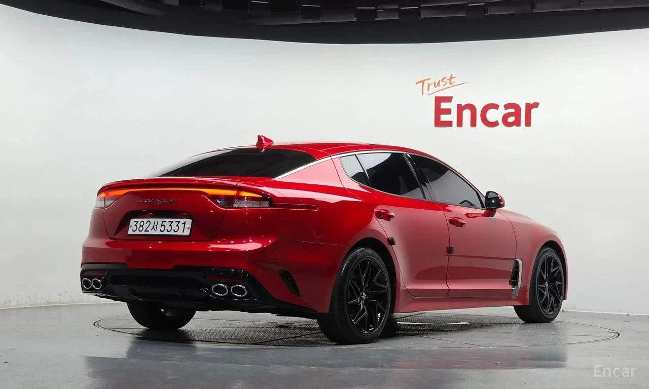 Kia Stinger, снимка 2 - Автомобили и джипове - 56736855