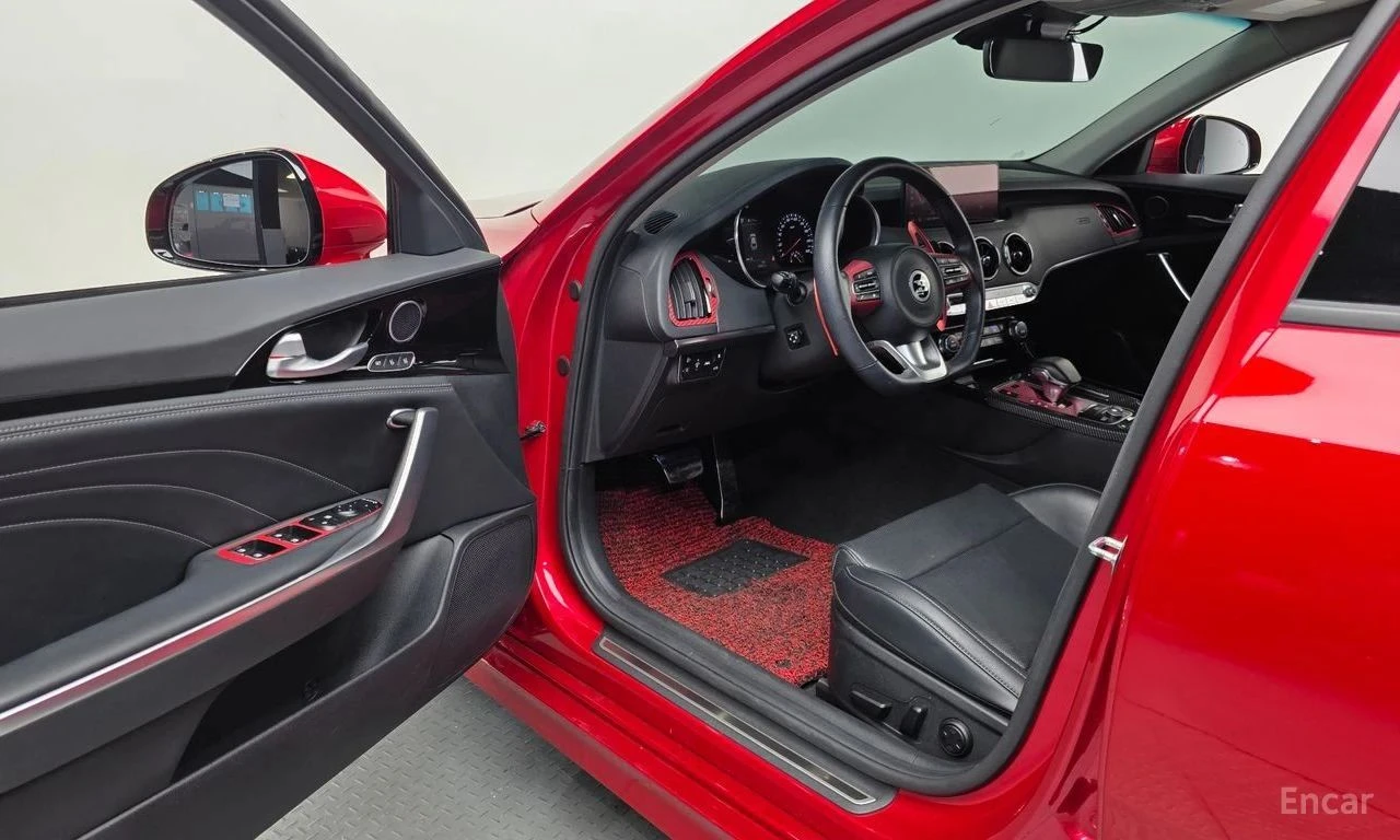 Kia Stinger, снимка 6 - Автомобили и джипове - 56736855