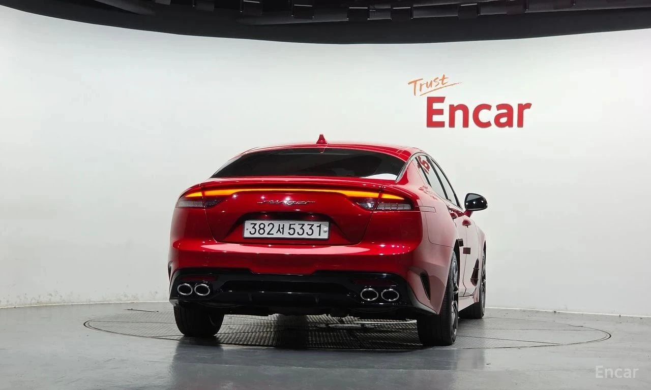 Kia Stinger, снимка 4 - Автомобили и джипове - 56736855