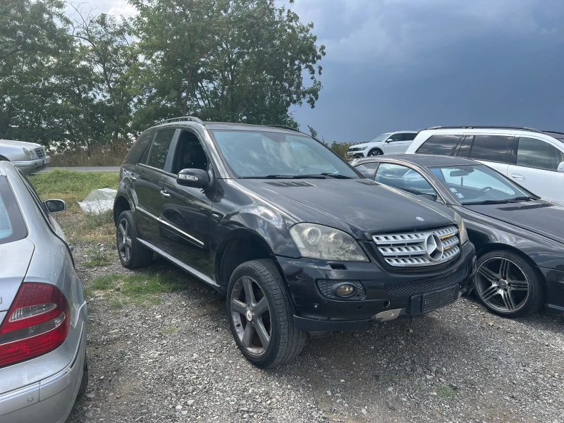 Mercedes-Benz ML 320 На части , снимка 1 - Автомобили и джипове - 37887256