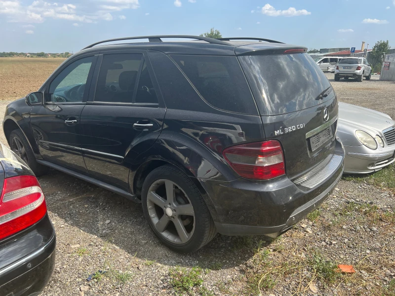 Mercedes-Benz ML 320 На части , снимка 4 - Автомобили и джипове - 37887256