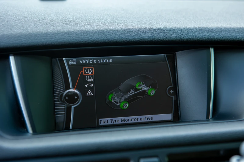 BMW X1, снимка 15 - Автомобили и джипове - 52328109