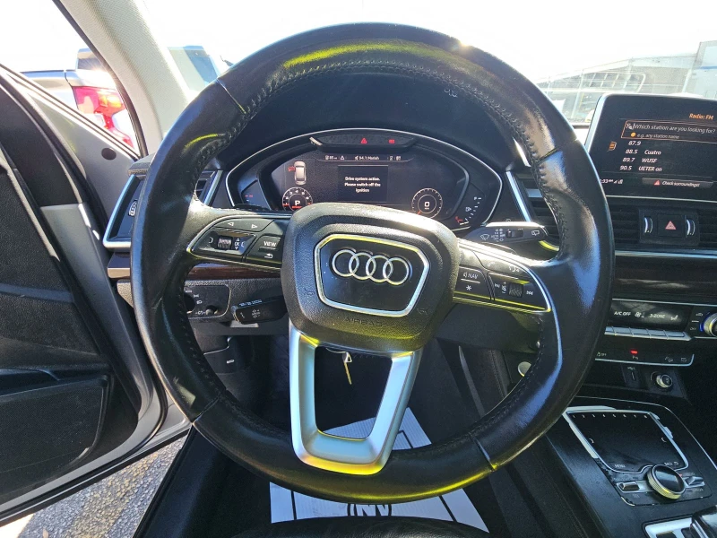 Audi Q5 Premium Plus, снимка 8 - Автомобили и джипове - 52516665