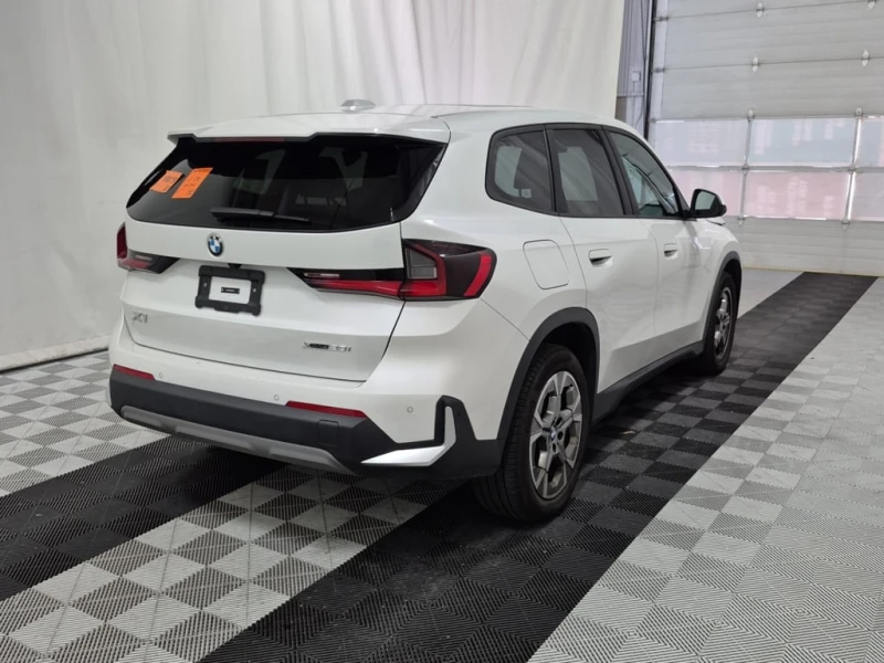 BMW X1 * XDRIVE28I * CARFAX * БЕЗ ПЪРВОНАЧАЛНА ВНОСКА, снимка 4 - Автомобили и джипове - 52894774