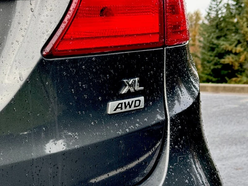 Hyundai Santa fe XL Luxury* ПОДГРЕВ* ПАНОРАМА* LANE ASSIST* KAYLESS, снимка 3 - Автомобили и джипове - 53123487