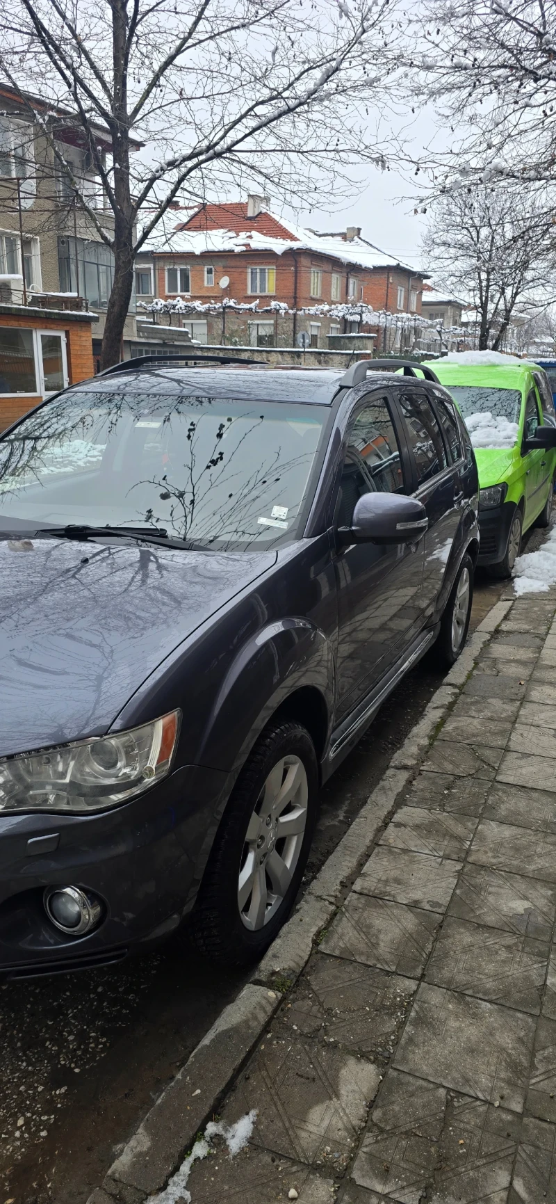 Mitsubishi Outlander, снимка 3 - Автомобили и джипове - 53341696