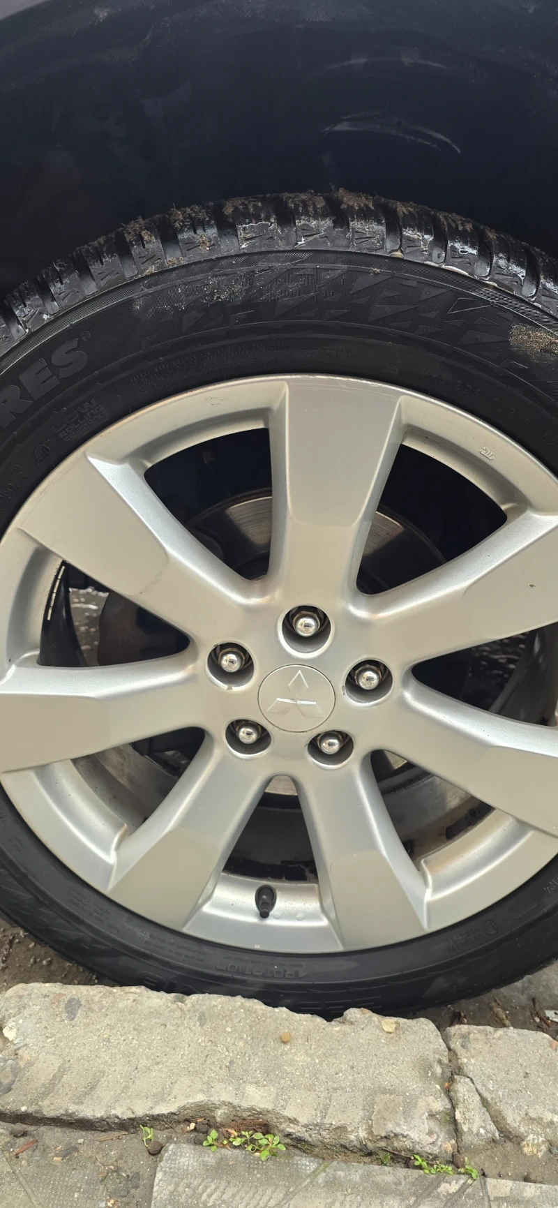 Mitsubishi Outlander, снимка 14 - Автомобили и джипове - 53341696