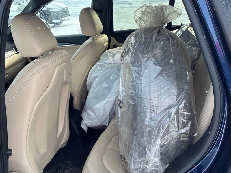 BMW X1 XDRIVE * ПОДГРЕВИ* ПАНОРАМА* ДВА ЧИФТА ГУМИ/ДЖАНТИ, снимка 11 - Автомобили и джипове - 53397501