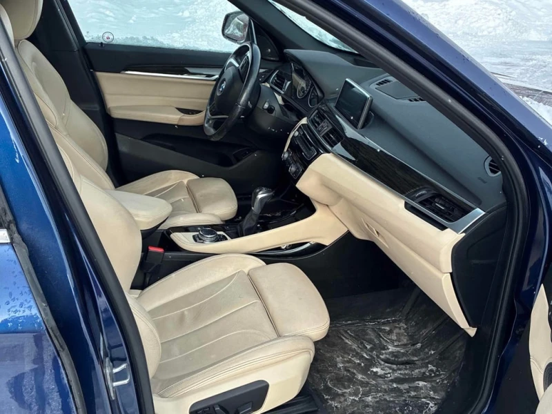 BMW X1 XDRIVE * ПОДГРЕВИ* ПАНОРАМА* ДВА ЧИФТА ГУМИ/ДЖАНТИ, снимка 15 - Автомобили и джипове - 53397501