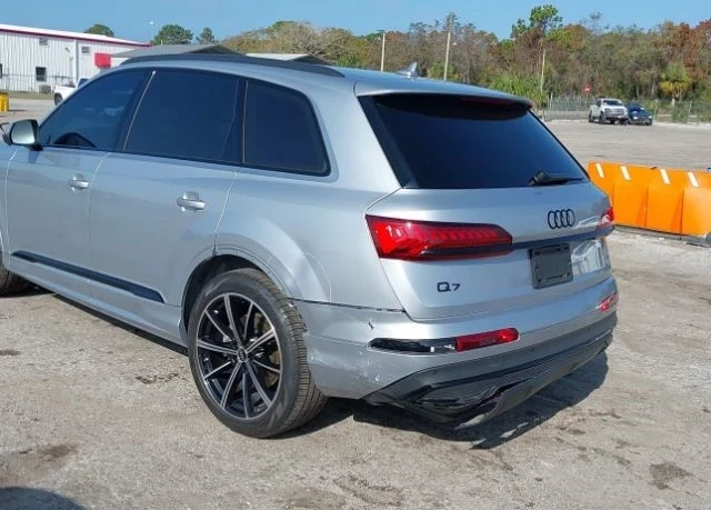 Audi Q7, снимка 9 - Автомобили и джипове - 48784438