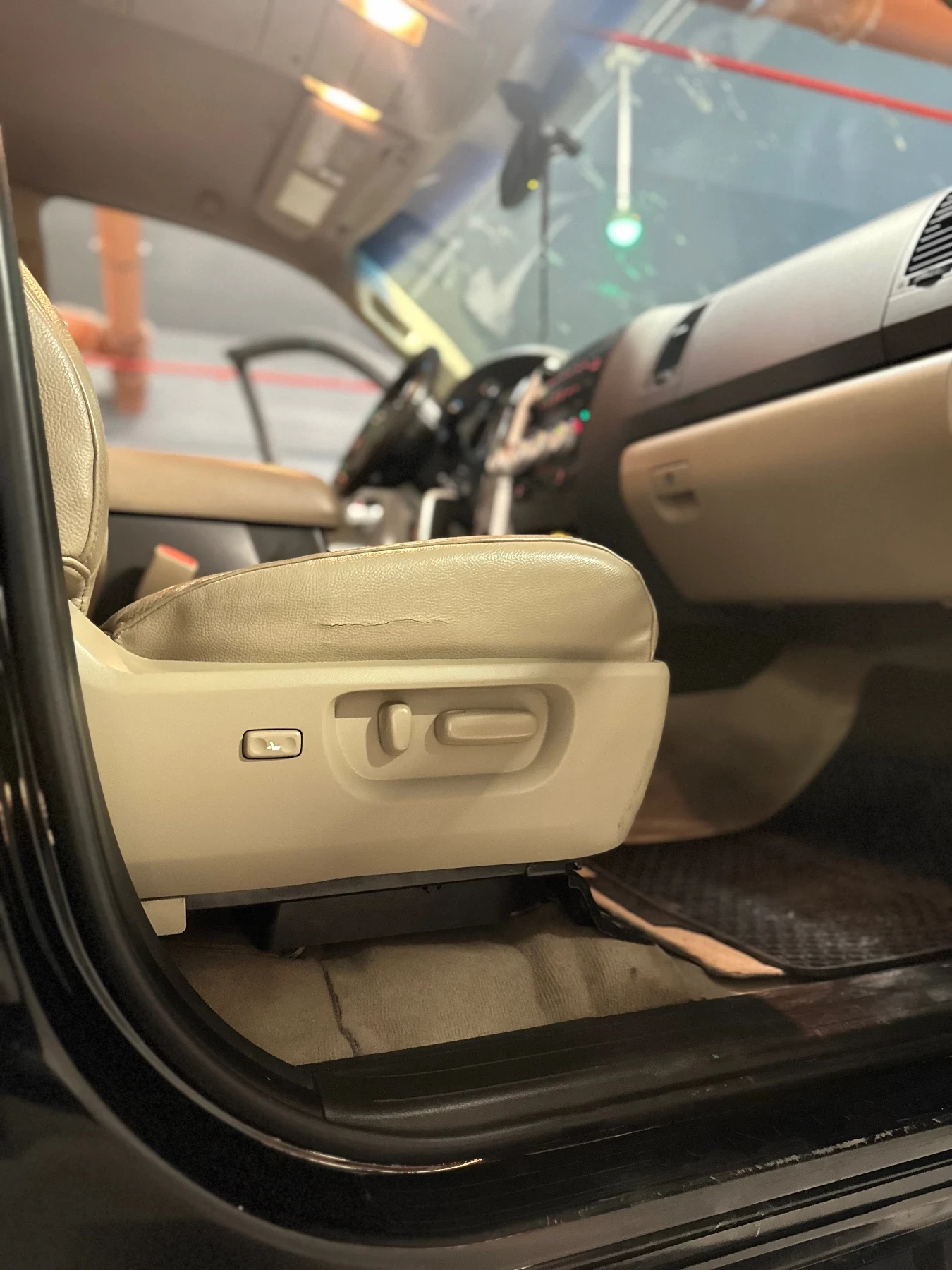 Toyota Tundra Limited edition - изображение 9