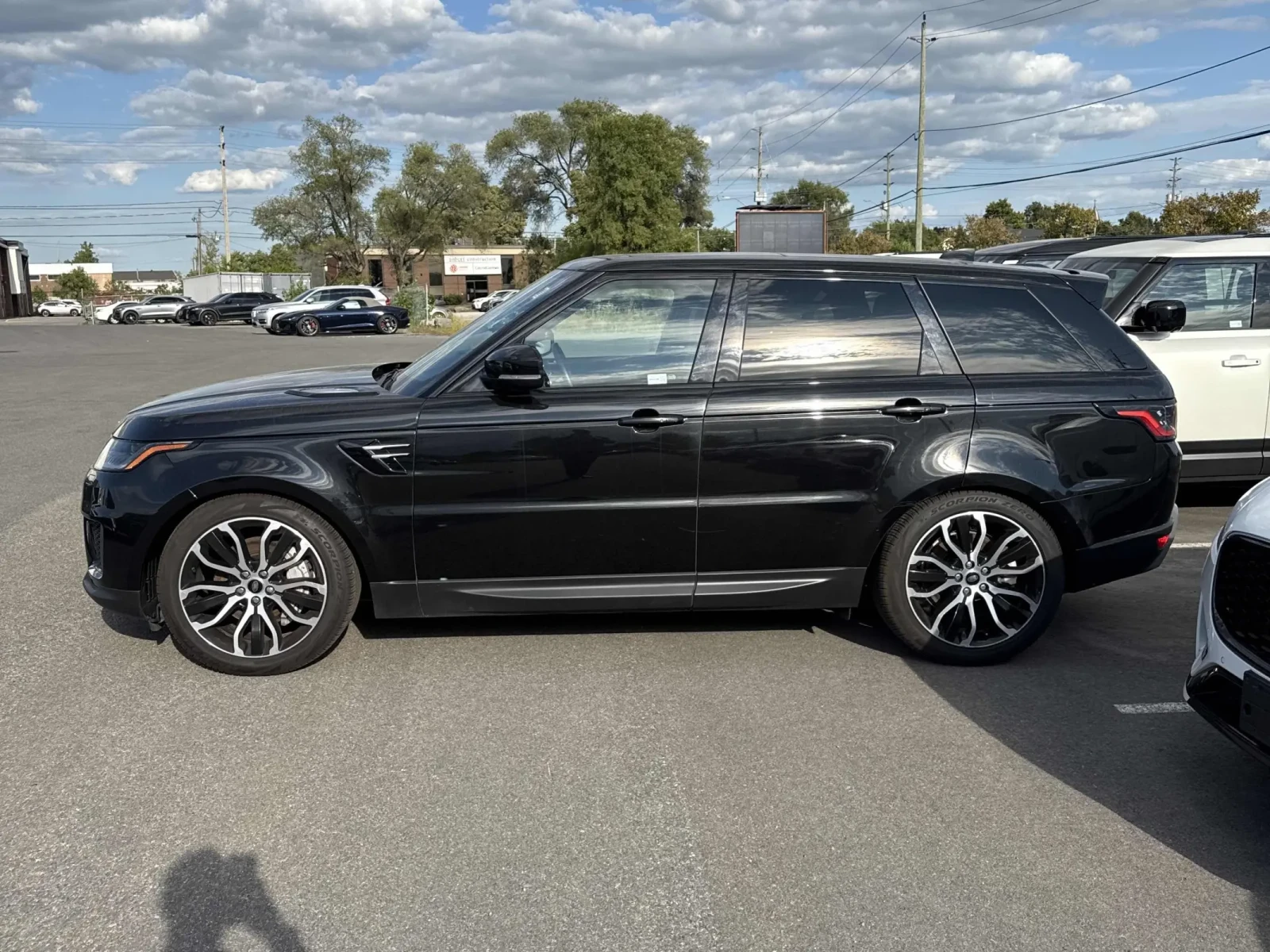 Land Rover Range Rover Sport * SE* * АВТОКРЕДИТ* * ЦЕНА ДО БЪЛГАРИЯ*  - изображение 2