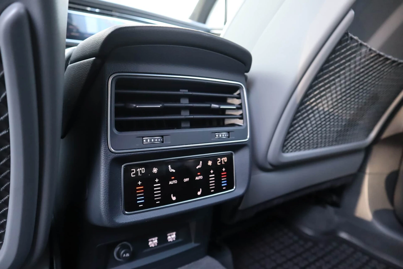 Audi SQ7 4.0TDI/Quattro/HuD/������ 360/������/����/6+ 1/Bos | Mobile.bg � ����������� 12