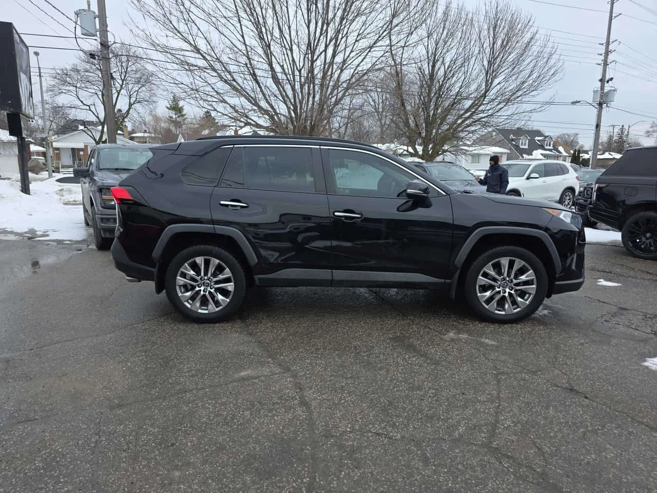 Toyota Rav4 Limited * AWD * 360  * Обдухване * Шибидах *  - изображение 3