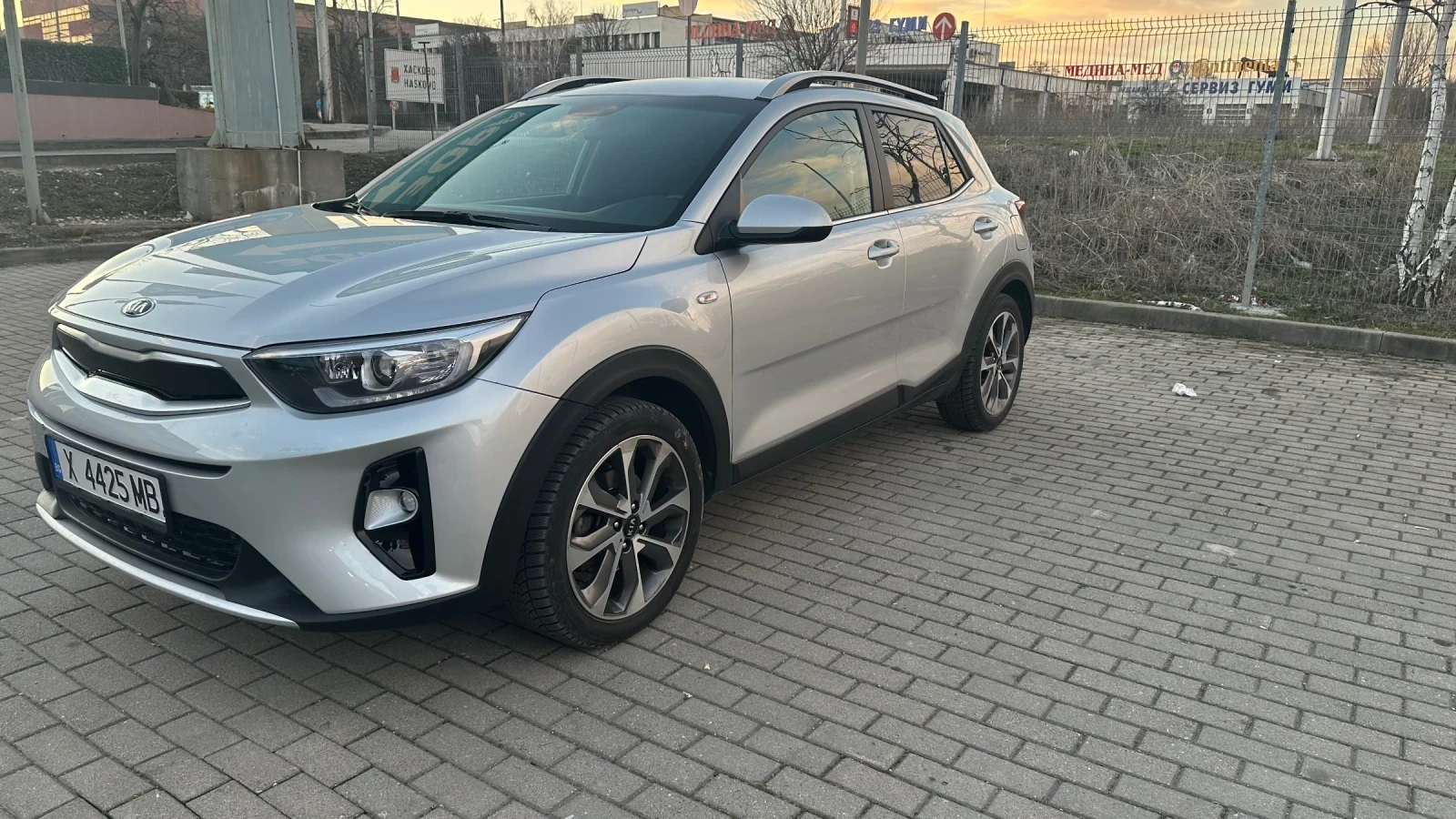 Kia Stonic 1.4 LPG, снимка 5 - Автомобили и джипове - 53953595